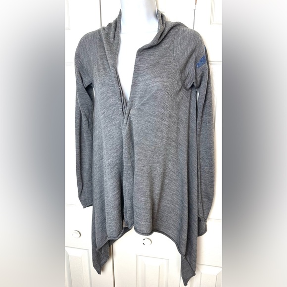 ZADIG & VOLTAIRE 100% Merino Wool Cardigan Sweater Embellished Wings Studded Ana - Picture 4 of 14